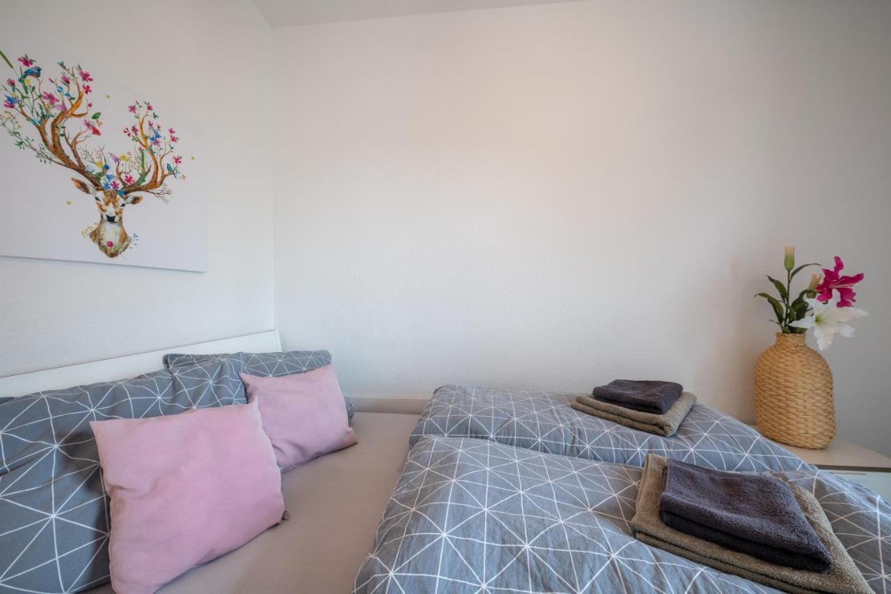 Moderne Eg-Wohnung In Sudenburg Mit Parkplatz, Top Anbindung Магдебург Экстерьер фото